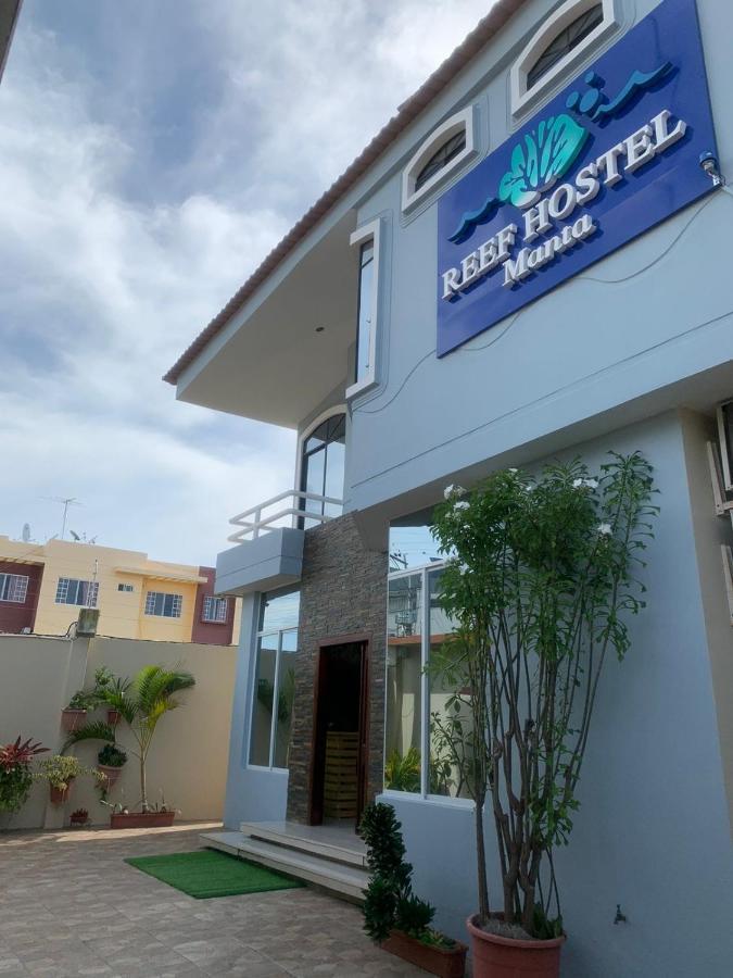 Reef Hostel Manta Exterior photo